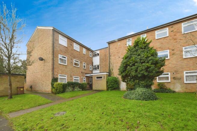 2 bedroom flat for sale