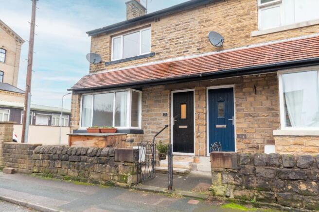 2 bedroom end of terrace house for sale