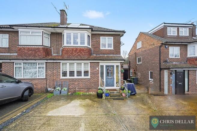 5 bedroom semi-detached house for sale