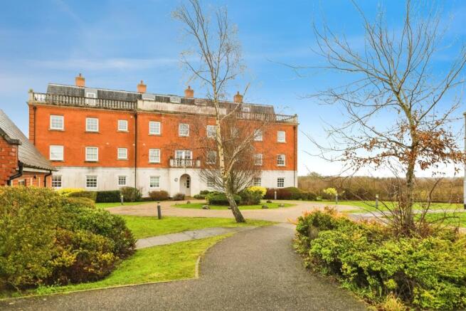 2 bedroom apartment for sale