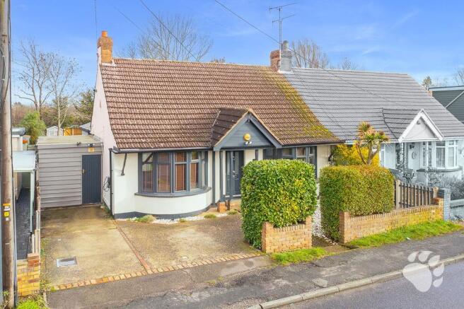 3 bedroom semi-detached bungalow for sale