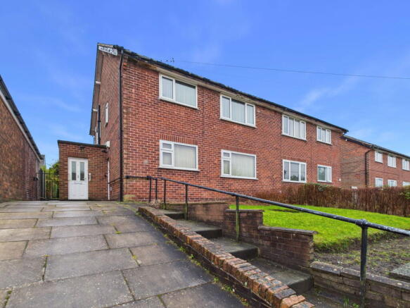 2 bedroom flat for sale