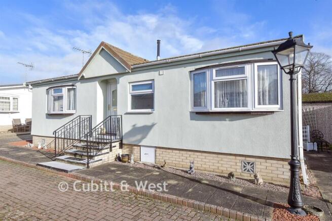 2 bedroom park home for sale