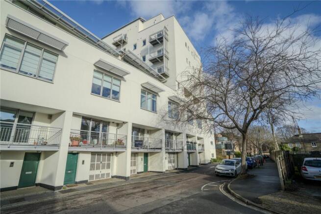 1 bedroom house for sale