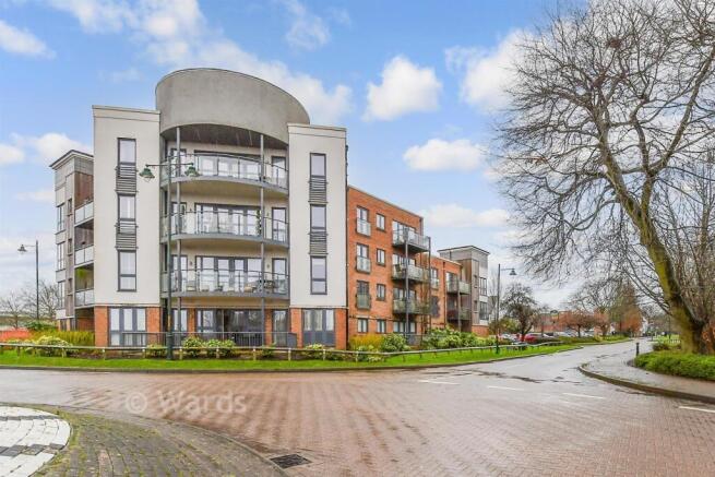 2 bedroom apartment for sale