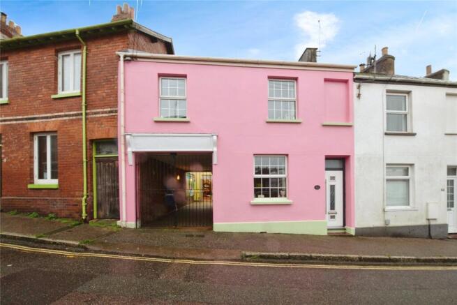 4 bedroom terraced house for sale