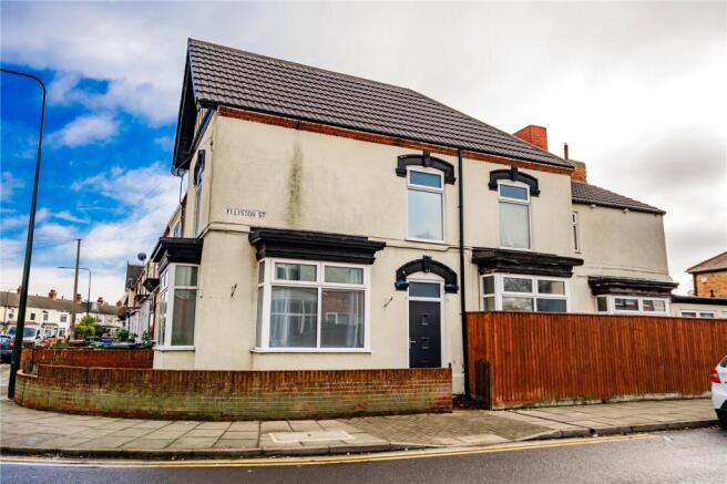 4 bedroom terraced house for sale