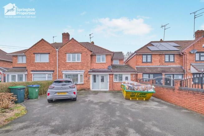 4 bedroom semi-detached house for sale