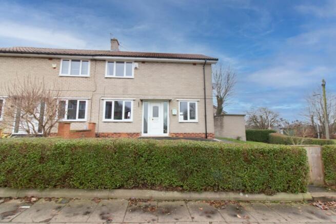3 bedroom semi-detached house for sale