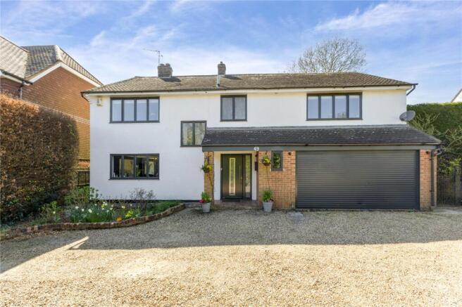 5 bedroom detached house for sale