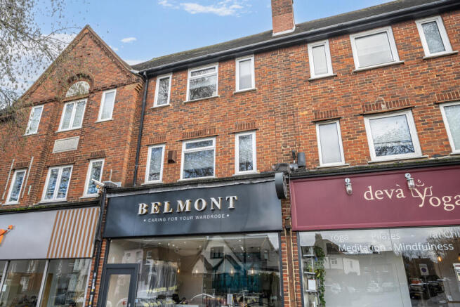 3 bedroom flat for sale