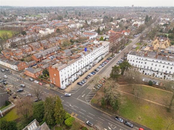 7 bedroom terraced house for sale