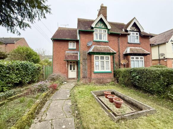 2 bedroom semi-detached house for sale