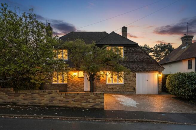 3 bedroom detached house for sale