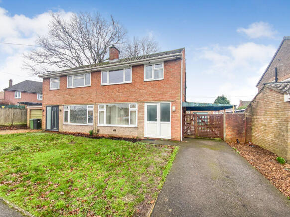 3 bedroom semi-detached house for sale