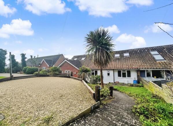 5 bedroom chalet for sale