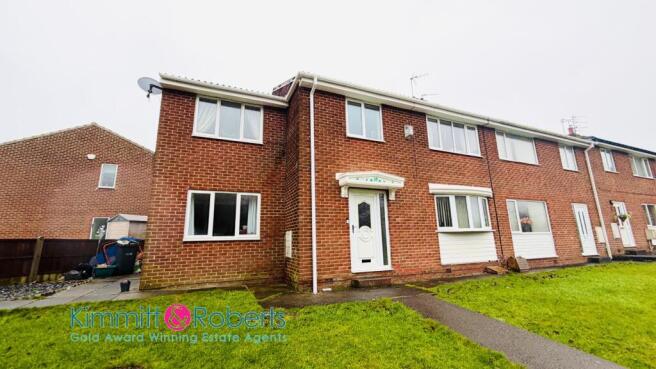 4 bedroom end of terrace house for sale