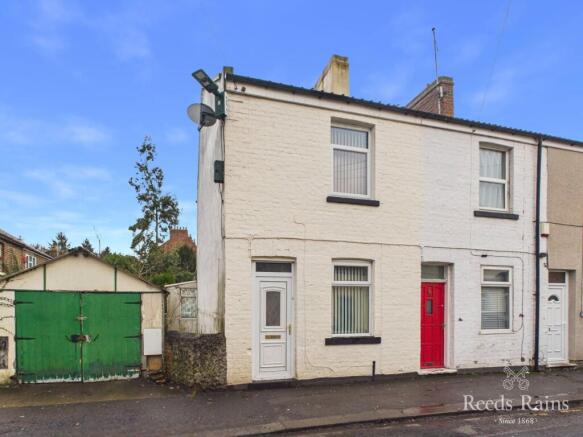 2 bedroom end of terrace house for sale