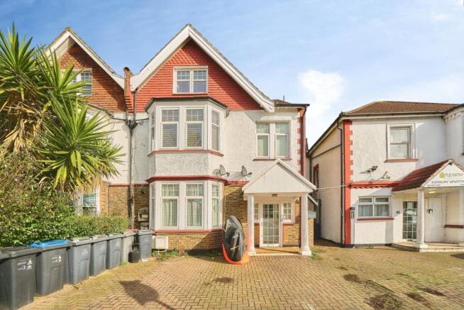 1 bedroom flat for sale