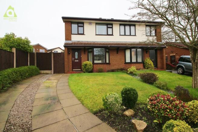 3 bedroom semi-detached house for sale