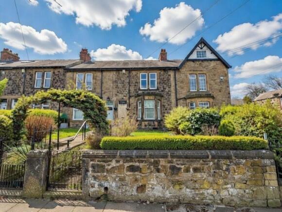 2 bedroom terraced house for sale