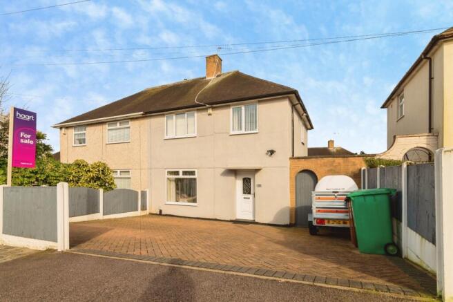 3 bedroom semi-detached house for sale