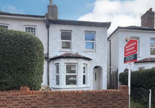4 bedroom terraced house for sale