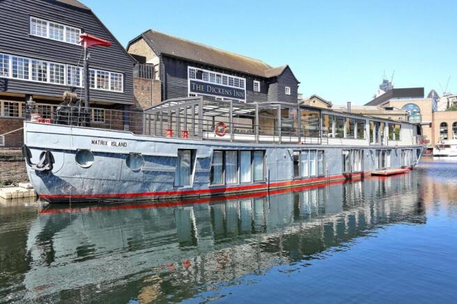 5 bedroom house boat for sale