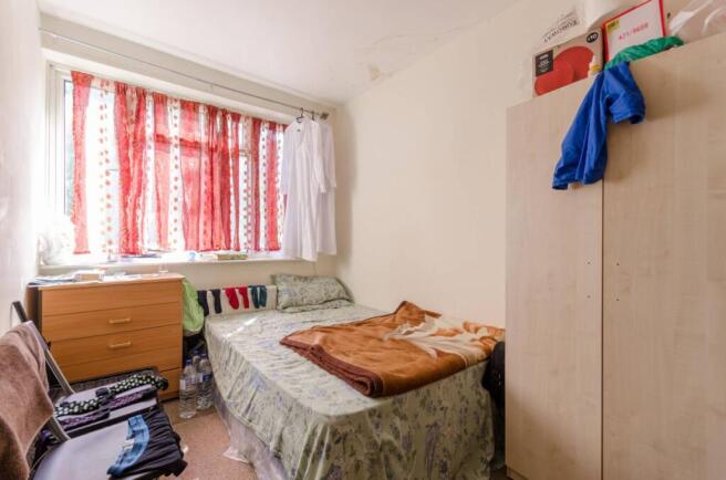 2 bedroom flat for sale