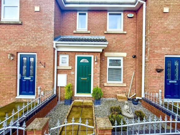 2 bedroom terraced house for sale