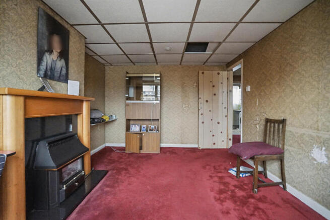 2 bedroom maisonette for sale