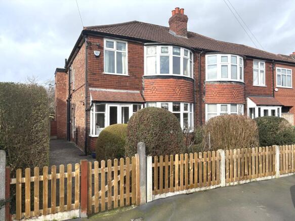 4 bedroom semi-detached house for sale