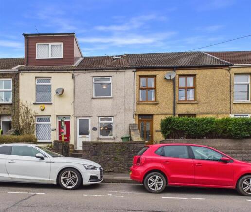 2 bedroom terraced house for sale