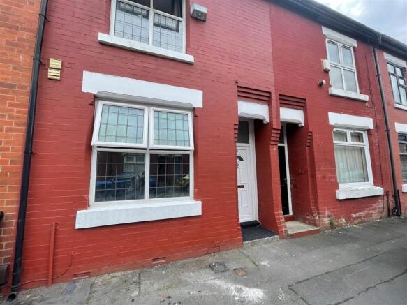 5 bedroom terraced house for sale