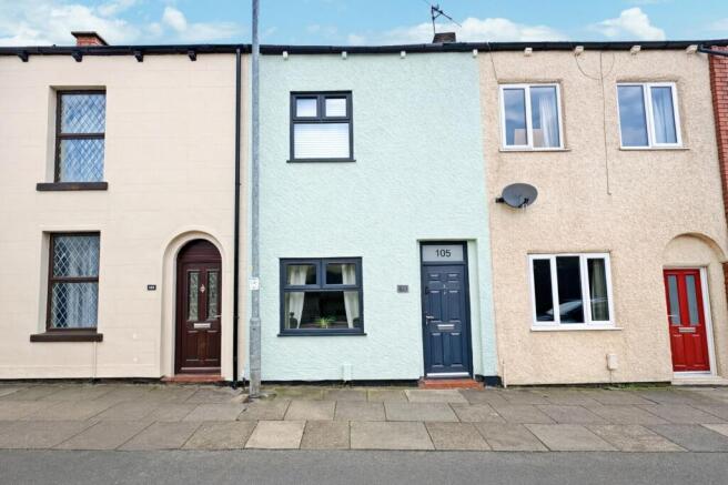 2 bedroom terraced house for sale