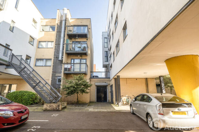 2 bedroom apartment for sale