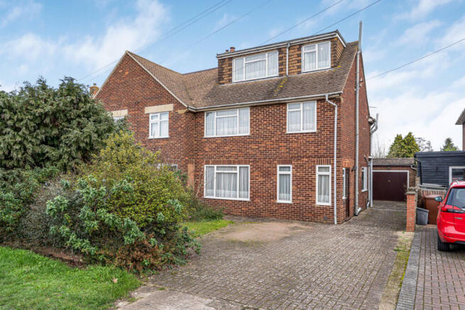 4 bedroom semi-detached house for sale