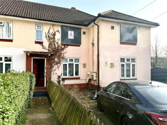 2 bedroom maisonette for sale