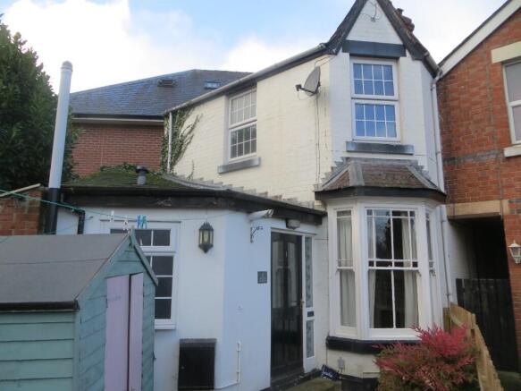 3 bedroom cottage for sale