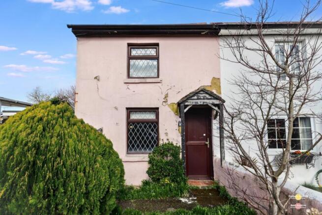 2 bedroom end of terrace house for sale