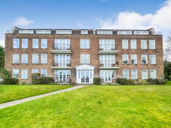 2 bedroom flat for sale