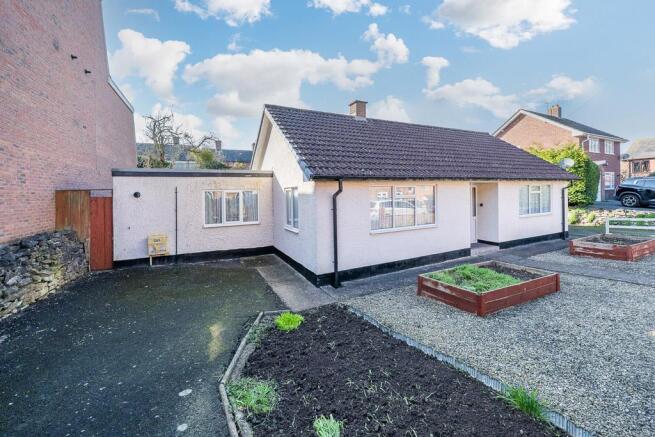 3 bedroom detached bungalow for sale