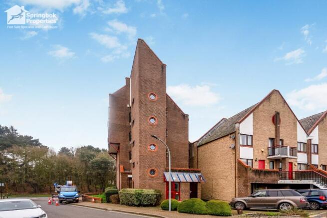 3 bedroom apartment for sale