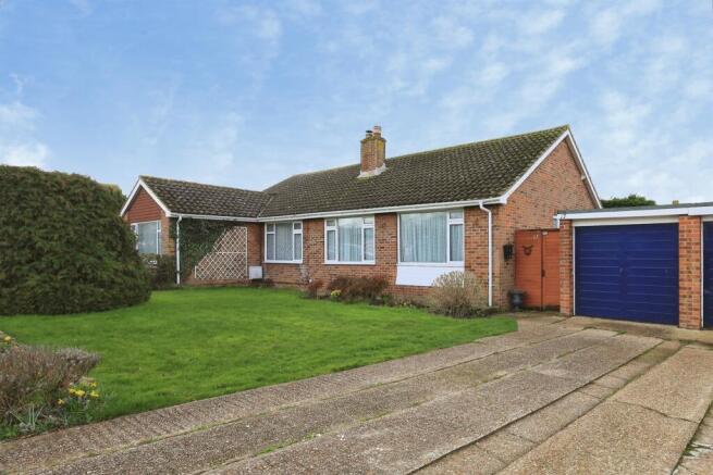 3 bedroom semi-detached bungalow for sale