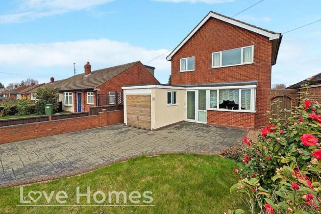 3 bedroom detached house for sale