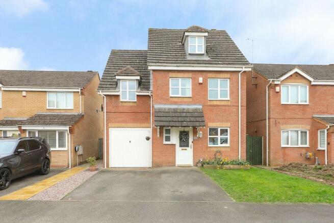 5 bedroom detached house for sale