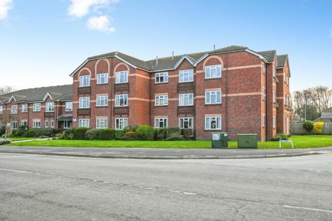 1 bedroom flat for sale