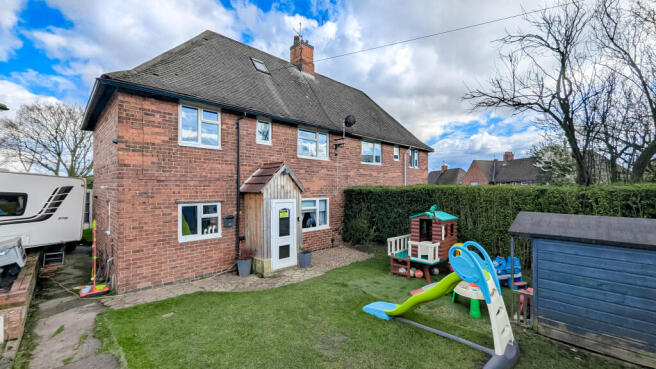 4 bedroom semi-detached house for sale