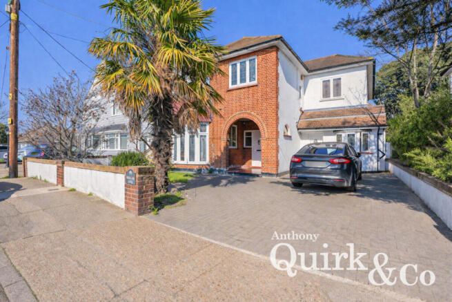 7 bedroom detached house for sale