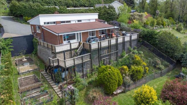 3 bedroom detached bungalow for sale